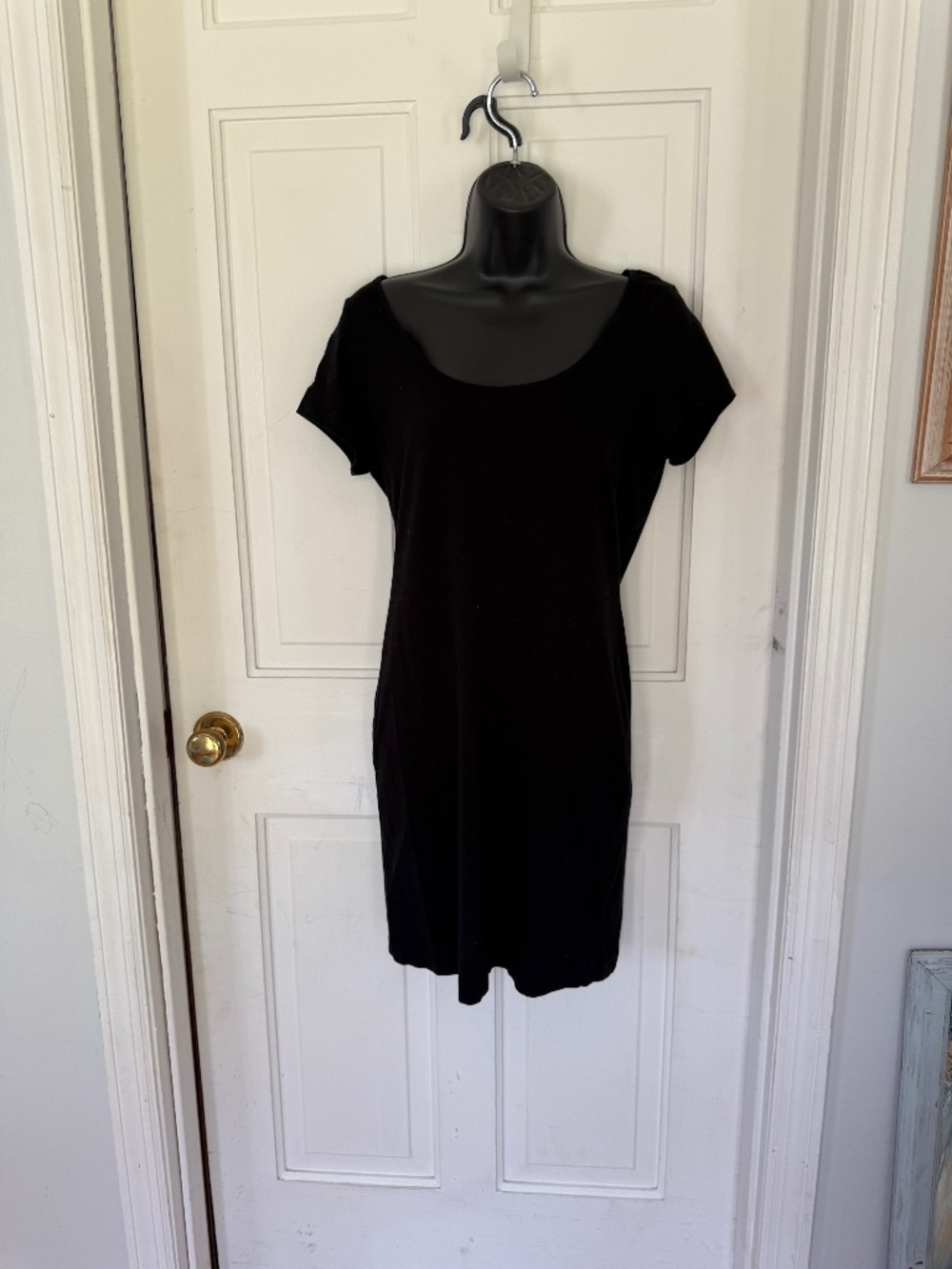 Basic Black Dress Mini Women's. Medium